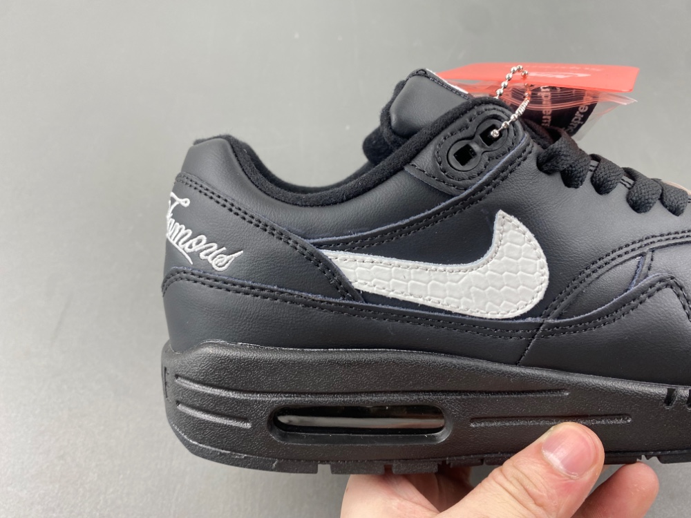 Supreme Air Max 1 87 Sp Black White Hf8813 001 11 - www.kickbulk.cc