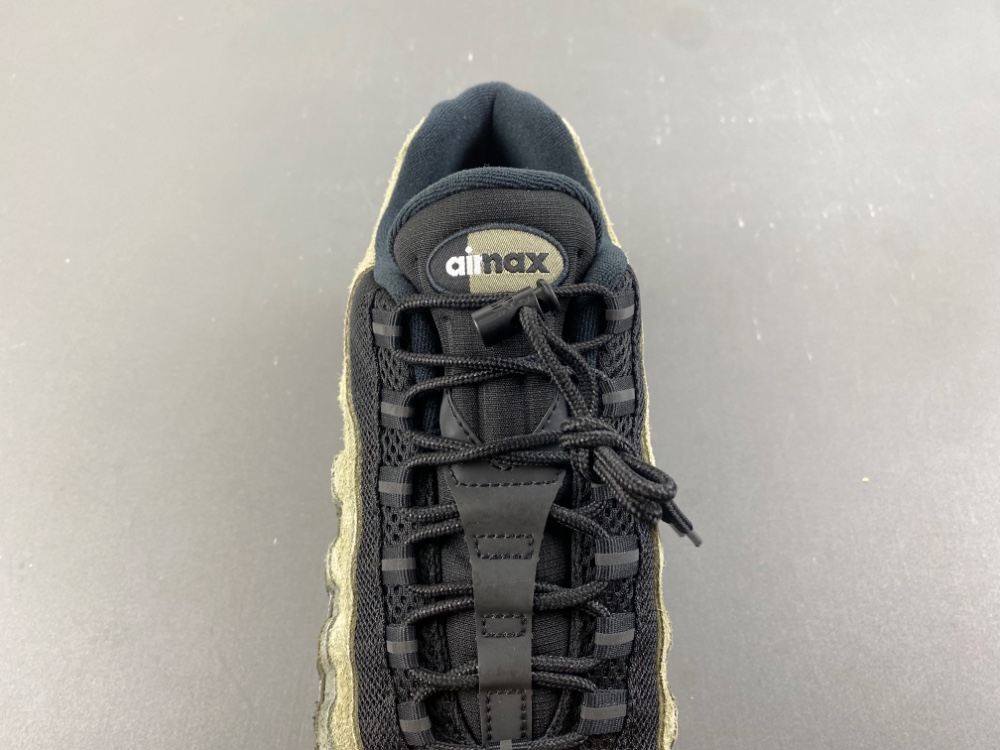 Undefeated Air Max 95 Medium Olive Ib4523 200 19 - www.kickbulk.cc