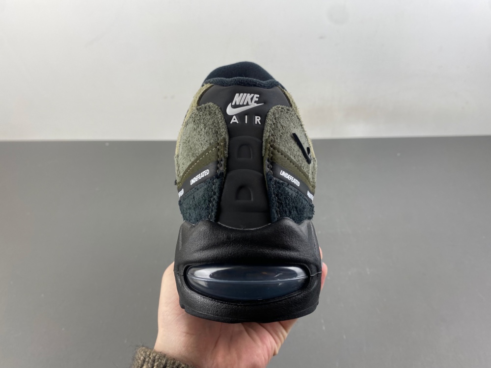 Undefeated Air Max 95 Medium Olive Ib4523 200 21 - www.kickbulk.cc
