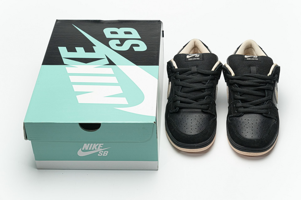 Nike Sb Dunk Low Pro Black Coral Bq6817 003 4 - www.kickbulk.cc