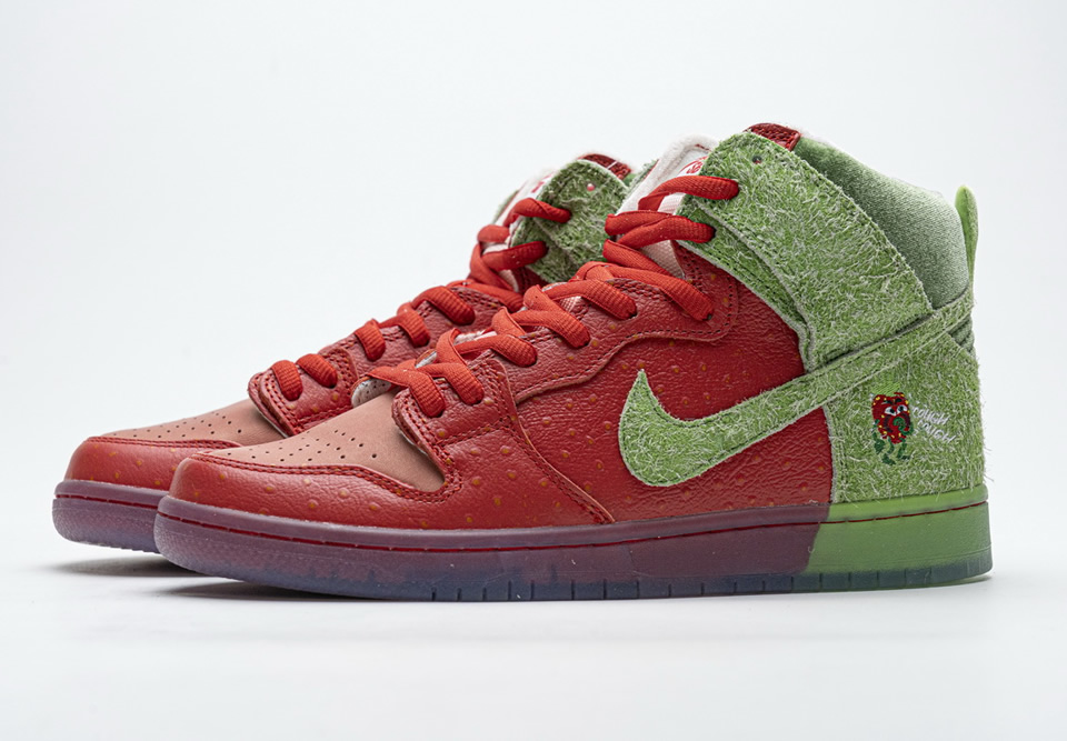 Nike Sb Dunk High Strawberry Cough Cw7093 600 5 - www.kickbulk.cc