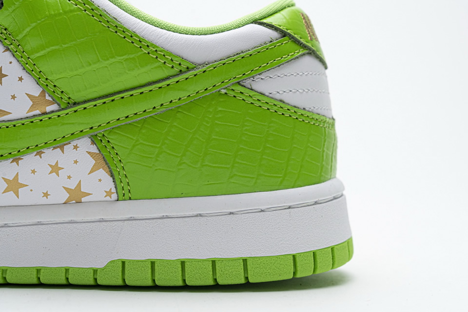 Supreme X Nike Sb Dunk Low Green Stars Dh3228 101 13 - www.kickbulk.cc