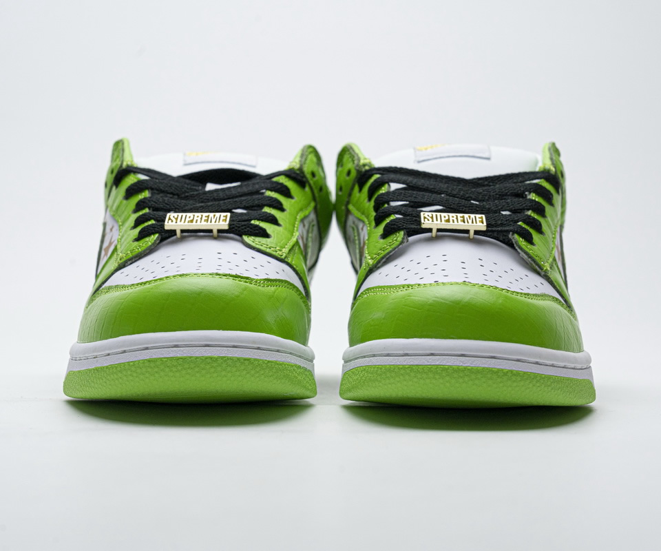 Supreme X Nike Sb Dunk Low Green Stars Dh3228 101 4 - www.kickbulk.cc
