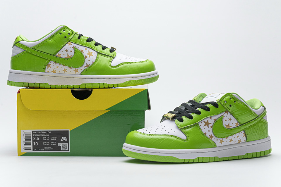 Supreme X Nike Sb Dunk Low Green Stars Dh3228 101 7 - www.kickbulk.cc