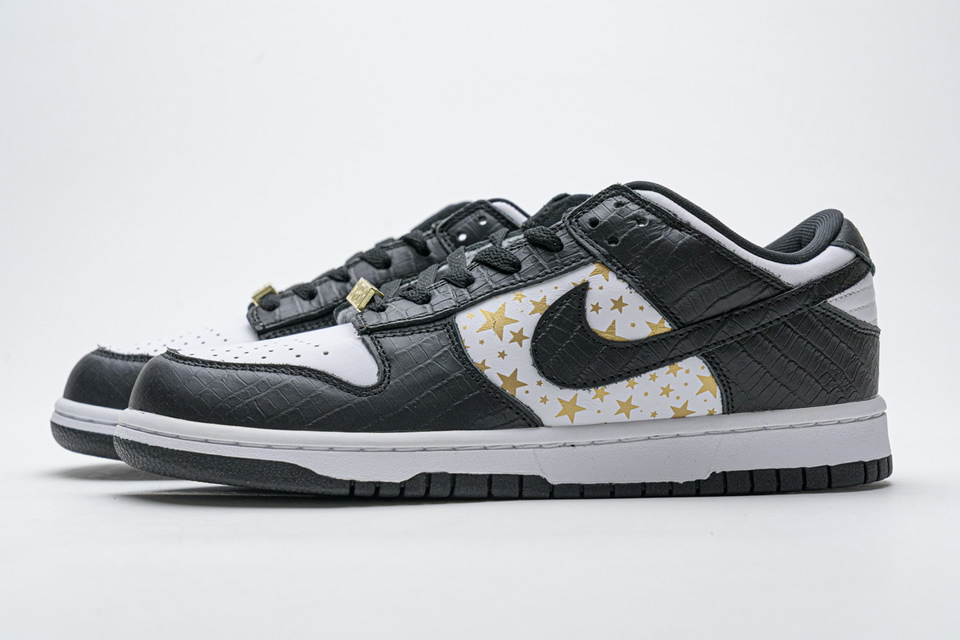 Supreme Nike Sb Dunk Low Black Stars Dh3228 102 6 - www.kickbulk.cc