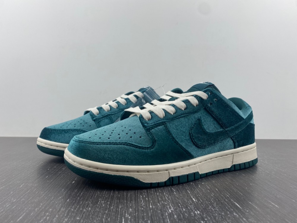 Nike Dunk Low Green Velvet Wmns Dz5224 300 7 - www.kickbulk.cc