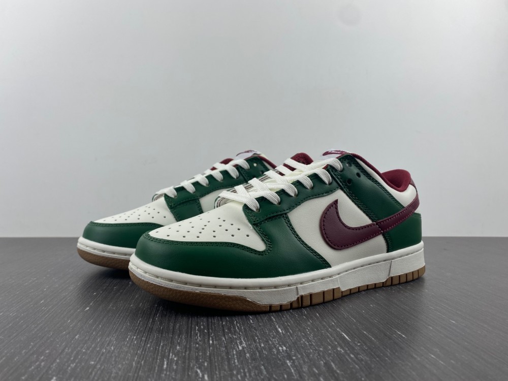 Nike Dunk Low Gorge Green Team Red Fb7160 161 9 - www.kickbulk.cc