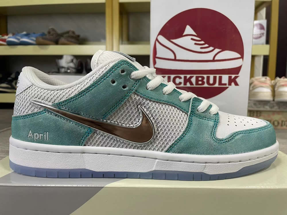 April Skateboard Nike Sb Dunk Low Fd2562 400 7 - www.kickbulk.cc