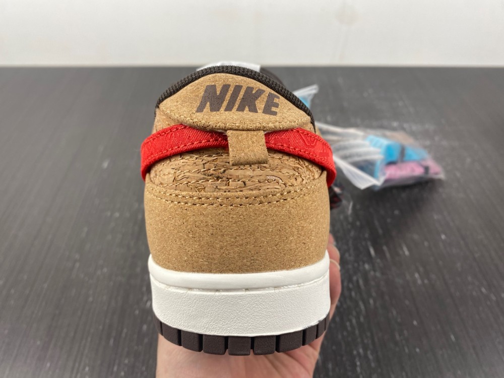 Clot Dunk Low Sp Cork Fn0317 121 16 - www.kickbulk.cc