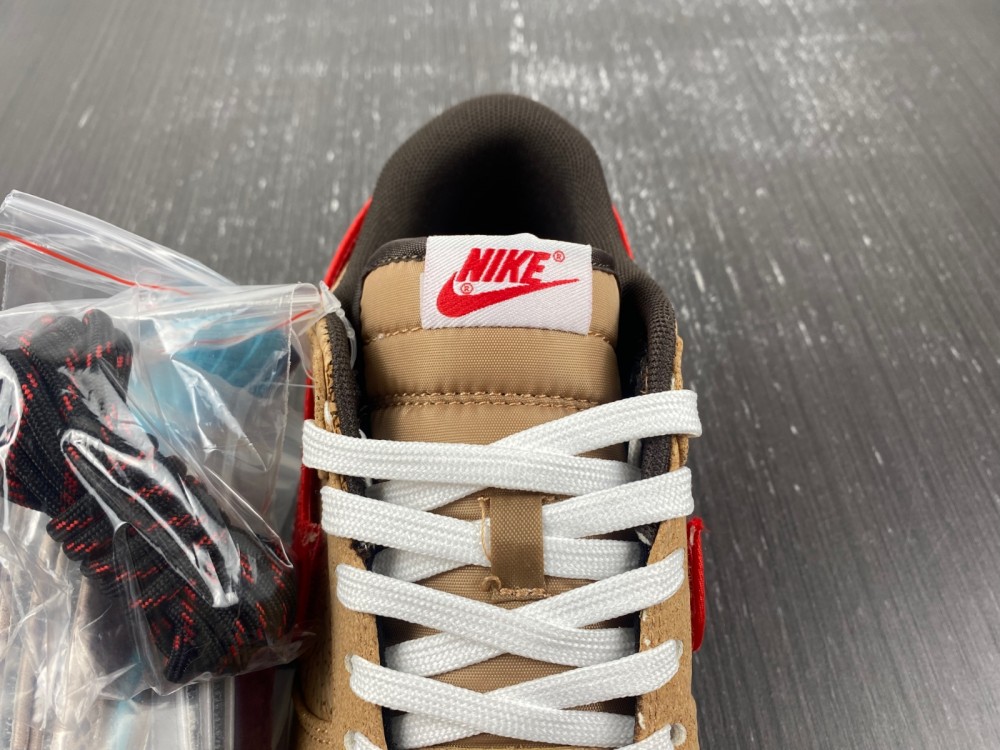 Clot Dunk Low Sp Cork Fn0317 121 18 - www.kickbulk.cc