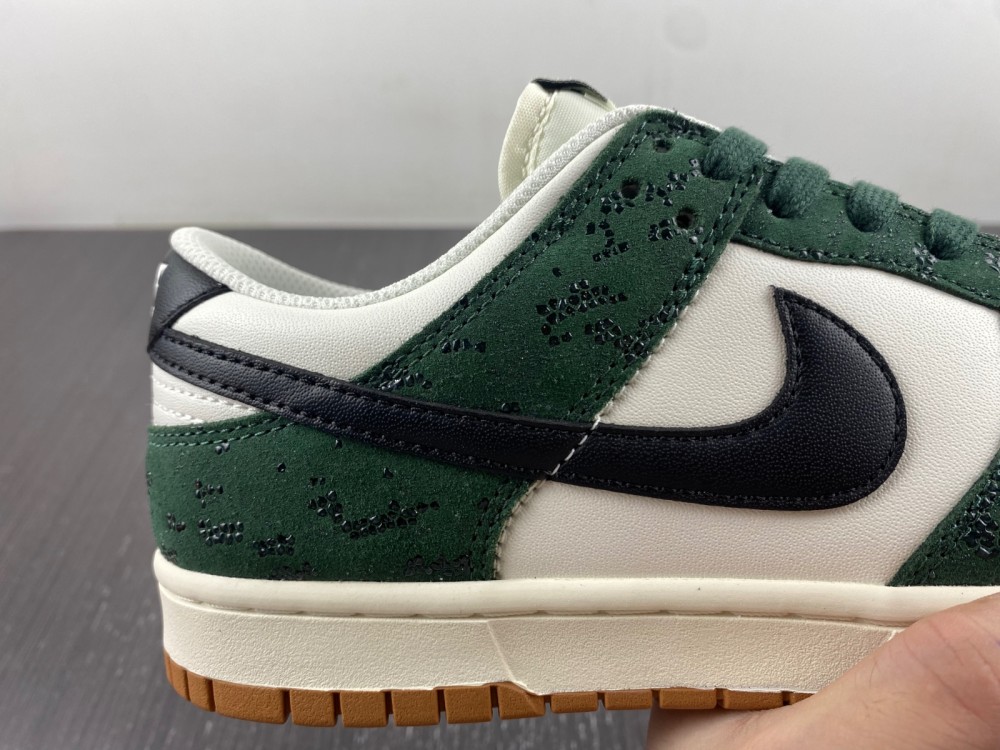 Nike Dunk Low Green Snake Wmns Fq8893 397 19 - www.kickbulk.cc