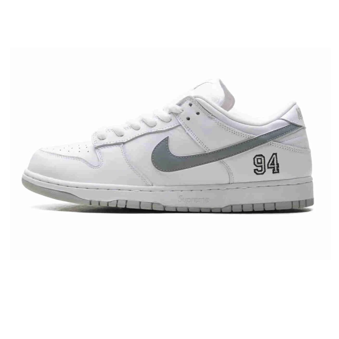 Supreme Dunk Low Sb White Metallic Silver Hq8487 100 1 - www.kickbulk.cc Supreme Dunk Low Sb White Metallic Silver Hq8487 100 1 - www.kickbulk.cc