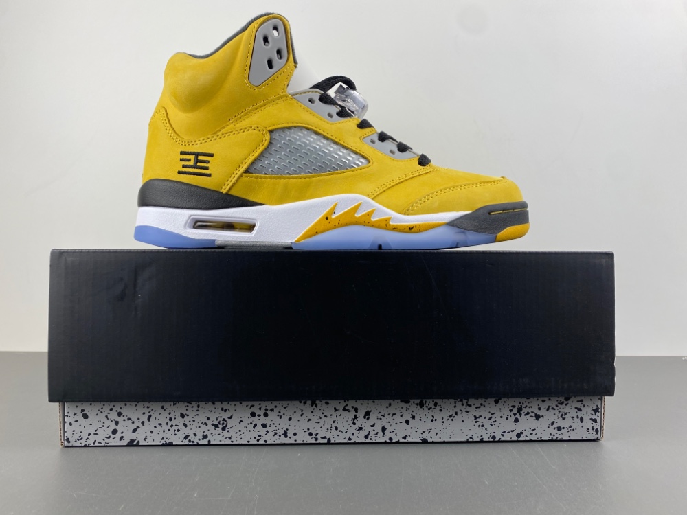Air Jordan 5 Retro T23 Tokyo 2025 Io3372 700 12 - www.kickbulk.cc