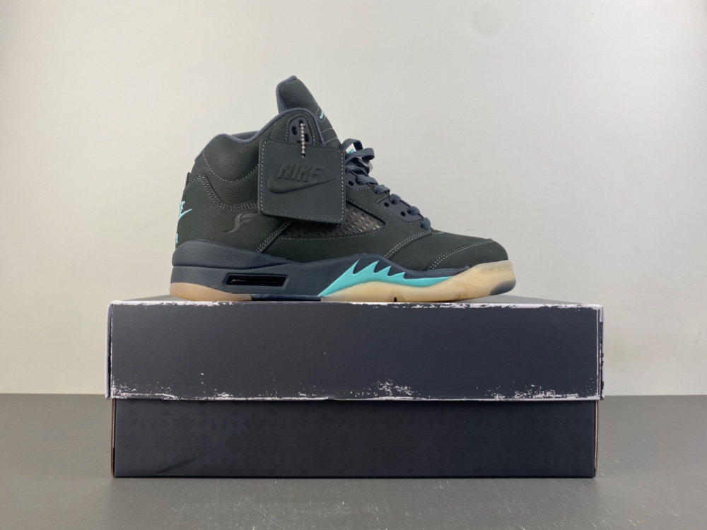 Solefly Jordan 5 Retro Black Aurora Green Iu0734 001 9 - www.kickbulk.cc Solefly Jordan 5 Retro Black Aurora Green Iu0734 001 9 - www.kickbulk.cc