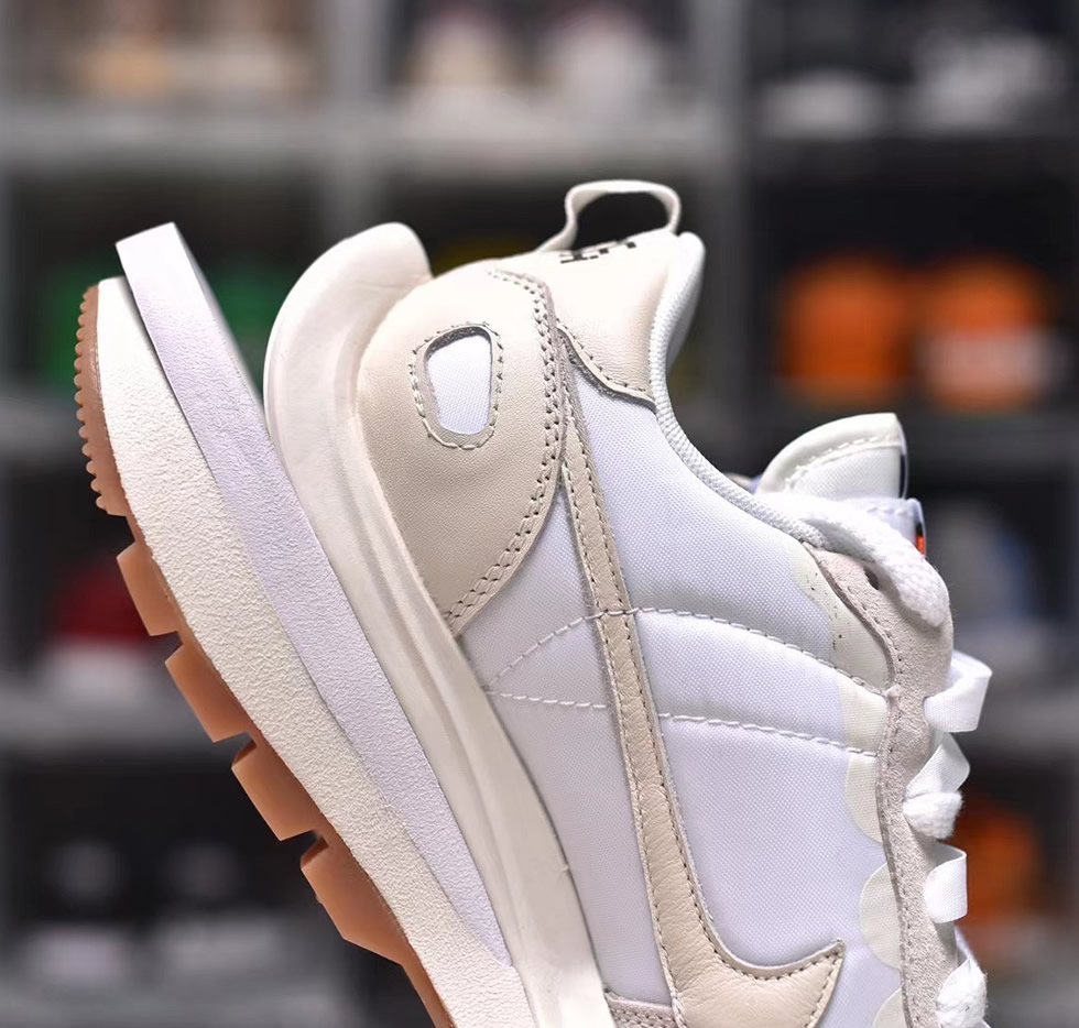 Sacai Nike Vaporwaffle Sail Dd1875 100 9 - www.kickbulk.cc