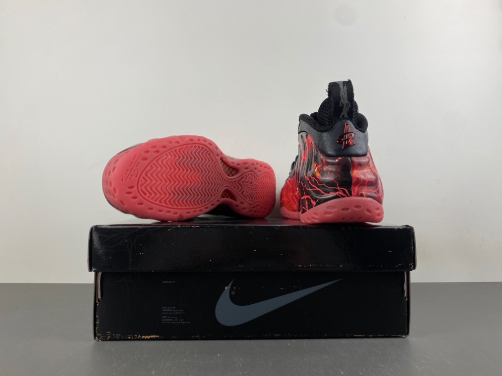 Stranger Things Nike Air Foamposite One Premium Qs Black Bright Crimson Ir7336 001 13 - www.kickbulk.cc Stranger Things Nike Air Foamposite One Premium Qs Black Bright Crimson Ir7336 001 13 - www.kickbulk.cc