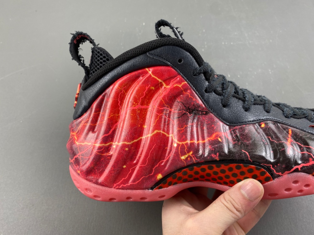 Stranger Things Nike Air Foamposite One Premium Qs Black Bright Crimson Ir7336 001 17 - www.kickbulk.cc Stranger Things Nike Air Foamposite One Premium Qs Black Bright Crimson Ir7336 001 17 - www.kickbulk.cc