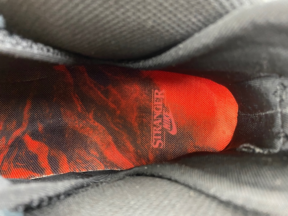 Stranger Things Nike Air Foamposite One Premium Qs Black Bright Crimson Ir7336 001 23 - www.kickbulk.cc Stranger Things Nike Air Foamposite One Premium Qs Black Bright Crimson Ir7336 001 23 - www.kickbulk.cc