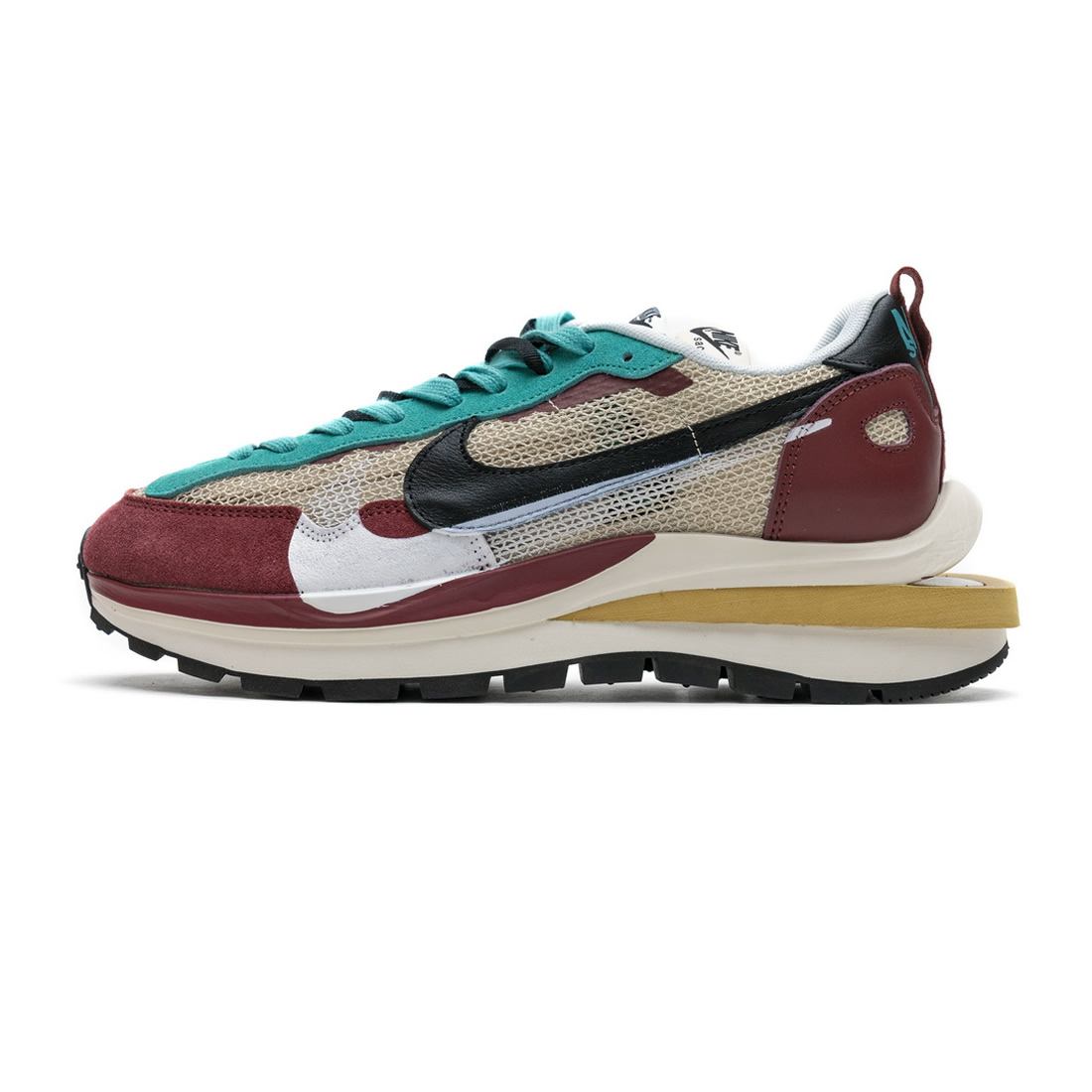 Ci9928 301 Sacai X Nike Pegasua Vaporfly Villain Red Yellow Green 1 - www.kickbulk.cc