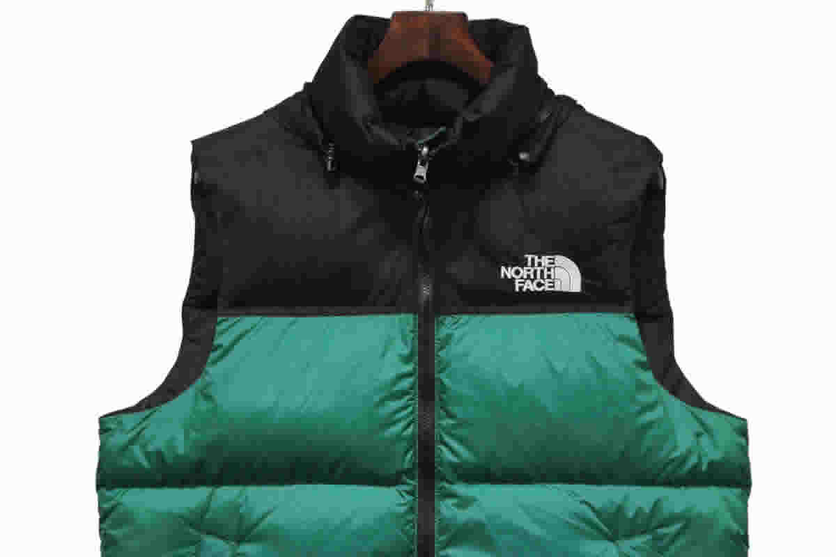 The North Face Down Vest Green 3 - www.kickbulk.cc