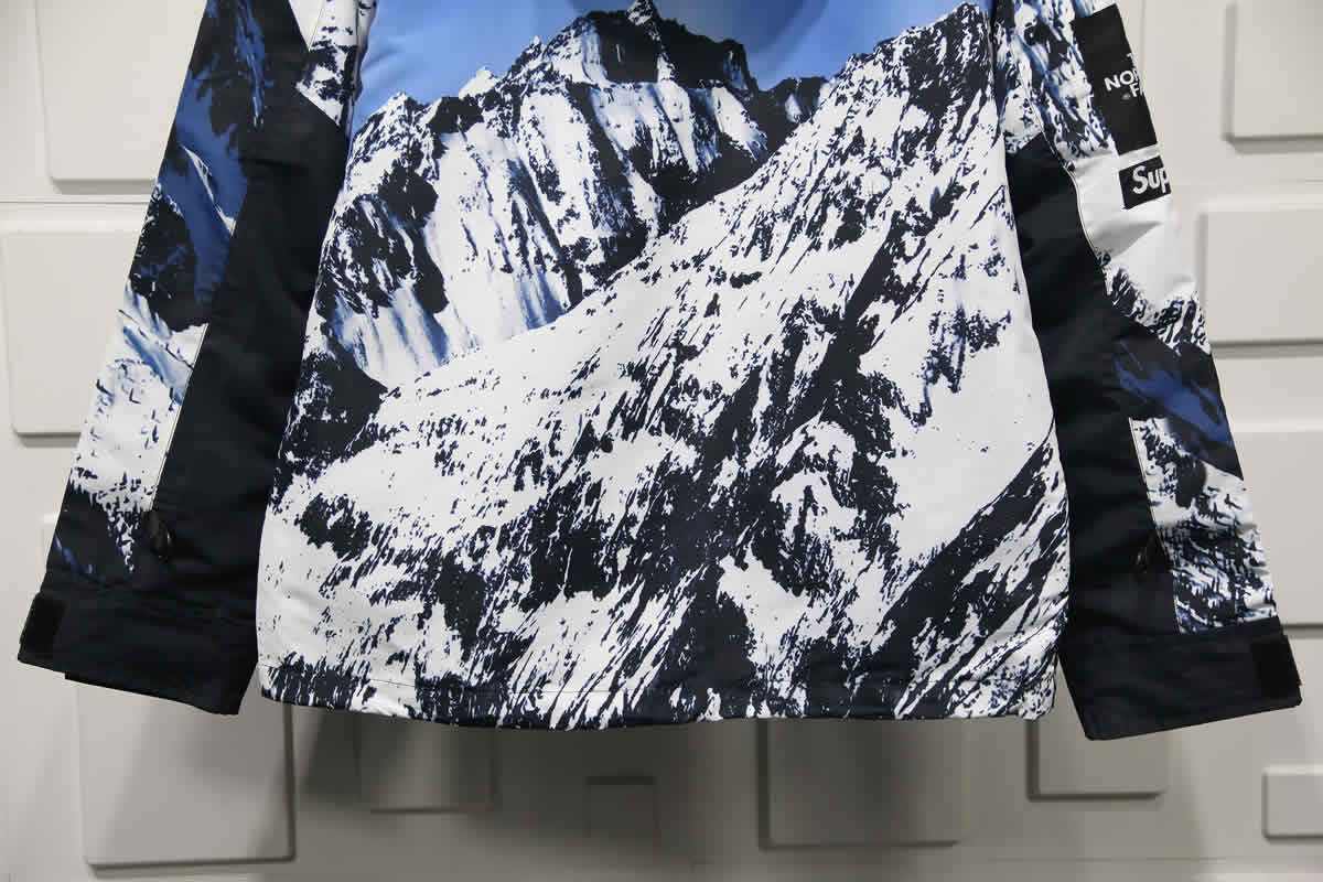 Supreme The North Face Mountain Baltoro Jacket 11 - www.kickbulk.cc