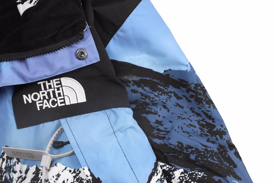 The North Face Invincible Supreme Snow Mountain Jacket 10 - www.kickbulk.cc