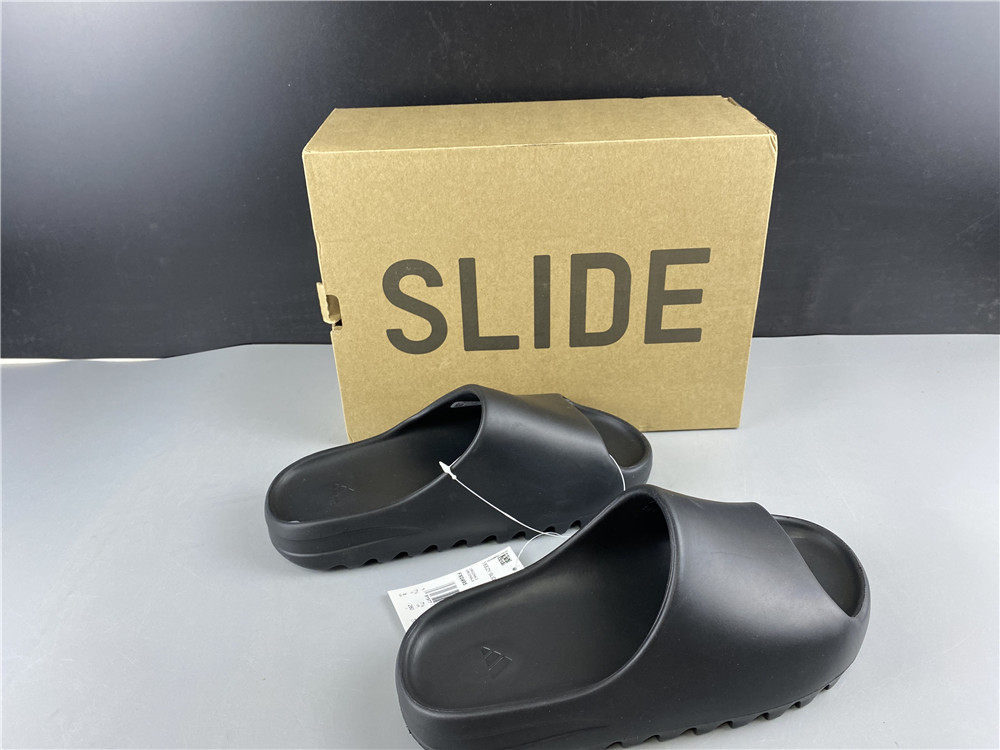 Adidas Yeezy Slide Black_3 - www.kickbulk.cc