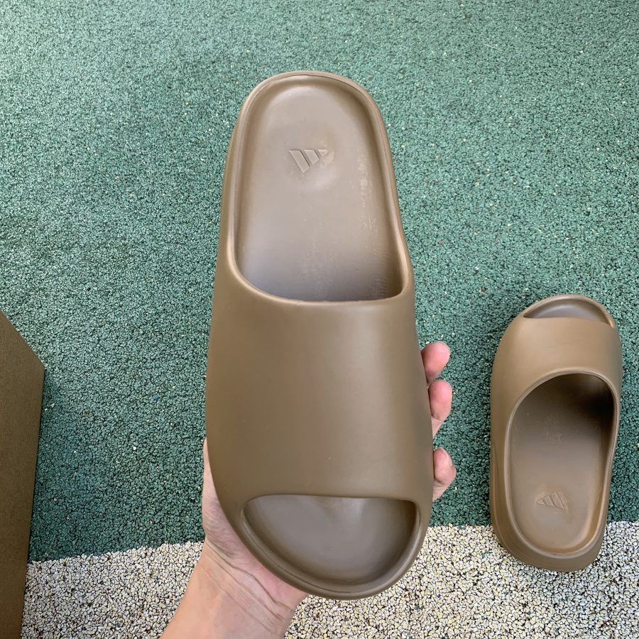 Adidas Yeezy Slide Light Brown 4 - www.kickbulk.cc