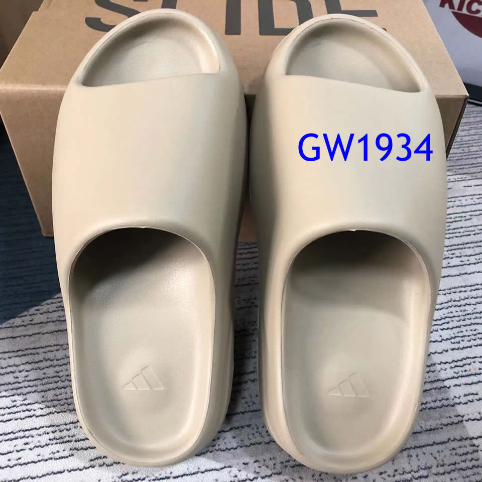 Yeezy Slide Gw1934 Pure New 1 - www.kickbulk.cc